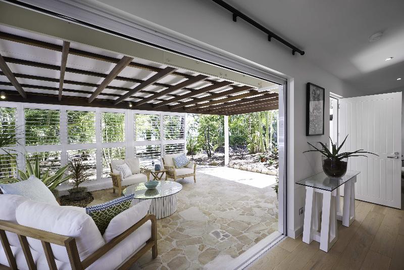 Orpheus Island Lodge Exterior photo