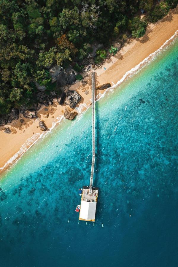 Orpheus Island Lodge Exterior photo